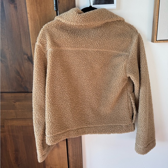 H&M Sherpa - Small - Picture 2 of 4